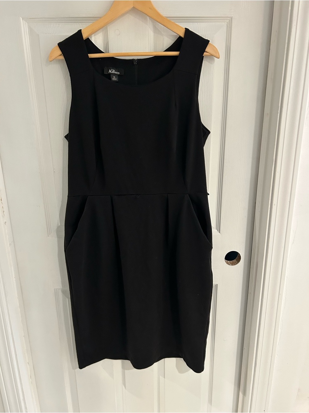 AGB Black Sleeveless Midi Dress